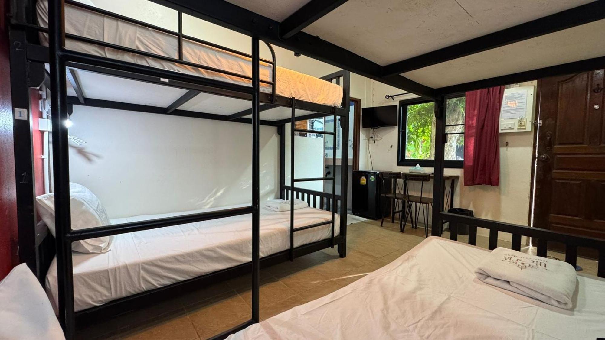 Goodtime Utopia Guesthouse Ко Тао Екстериор снимка